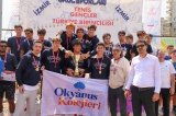Hem Kızlarda Hem Erkeklerde Tenis Türkiye Şampiyonuyuz.