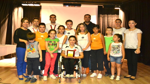 Engelli Şampiyon Sporcular, Yaz Spor Okulu Öğrencileriyle Buluştu