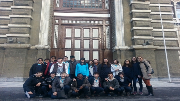 8. Sınıflar, İstanbul Lisesi'ni Gezdi