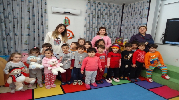 Adana Okyanus Koleji Anaokulu Öğrencileri Pijama Partisindee
