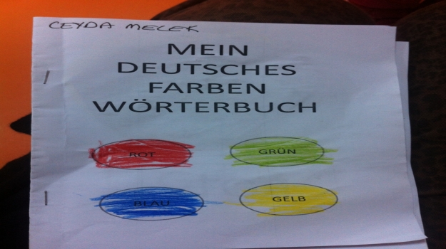 Almanca Kulübü Öğrencilerinin Renkler Sözlüğü Etkinliği