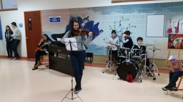 Bahçeşehir Okyanus Koleji Yetenek Kulübü Öğrencilerinden Mini Konser