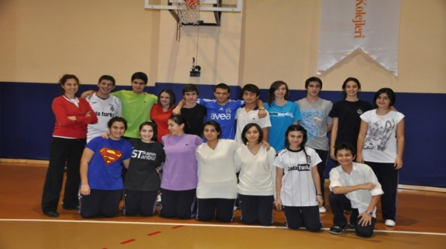 Bahçeşehirde 9.Sınıflar Voleybol Turnuvası