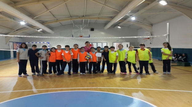 Beykent Okyanus Koleji'nde "Sınıflar Arası Voleybol Turnuvaları" Heyecanı