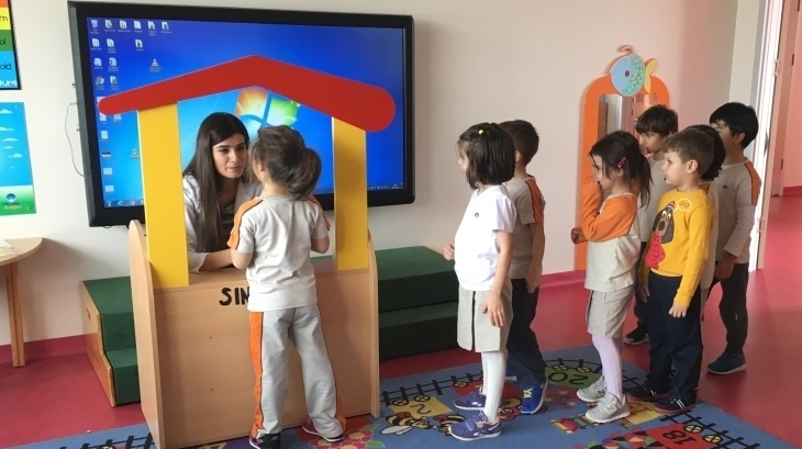 Çekmeköy Okul Öncesi Gökkuşağı Sosyal Beceri Dersinde