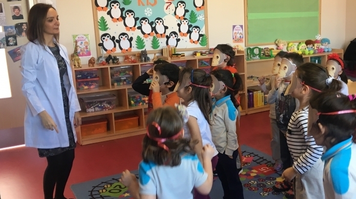 Çekmeköy Okyanus Koleji Okul Öncesi Yıldızlar Bilingual Dersinde