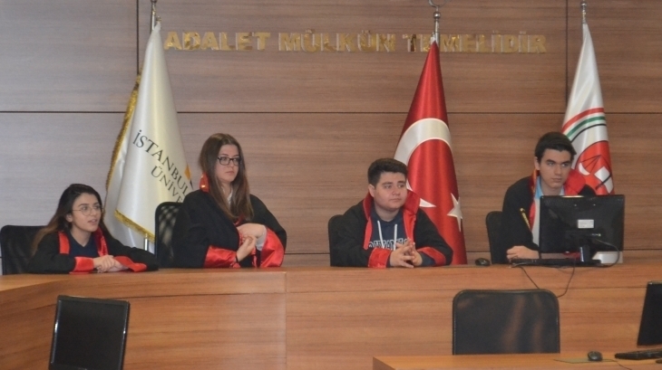 Anadolu Lisesi Hukuk Kariyer Kulübü Öğrencilerine Sanal Mahkeme Uygulaması