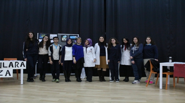 Fatih Okyanus Koleji Öğrencileri "Münazara Yarışması"nda Yarı Finalde