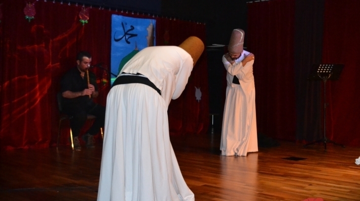 Ortaokul Kademesi Tarafından Mevlid-i Nebi ve Mevlana Rumi'yi Anma Gecesi Düzenlendi