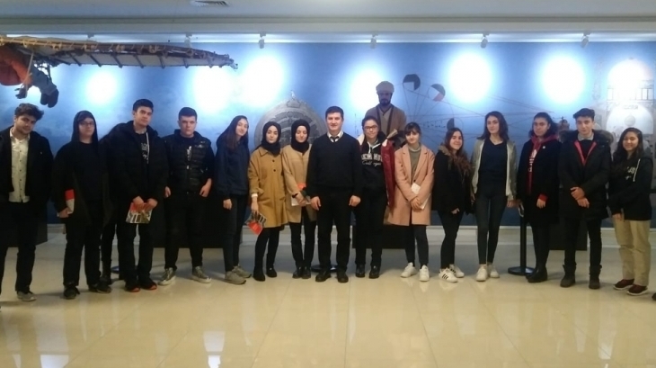 Fatih Okyanus Koleji Sağlık Kariyer Kulübü Öğrencileri Biruni Üniversitesinde Bölüm Tanıtımı Etkinliğinde