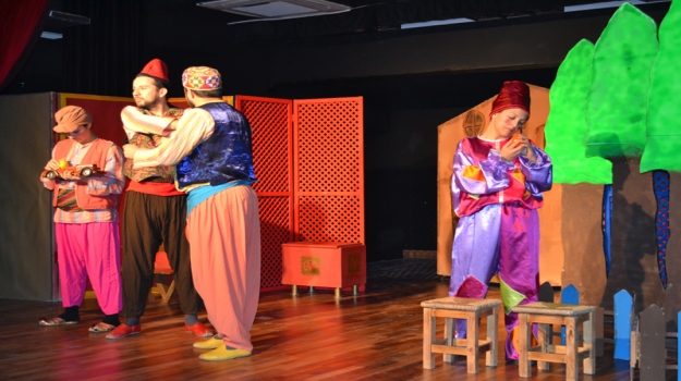 Fatih Okyanus'ta Anaokulları İçin Tiyatro Şöleni
