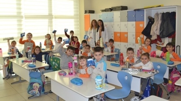 Mavişehir Okyanus Anasınıfı 5-6 Yaş Grubu Öğrencilerinin Okuma Yazma Çalışmaları