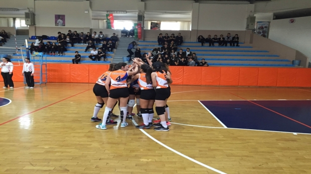 Ataşehir Okyanus Koleji Genç Kızlar (B) Voleybol Takımı Başarısı
