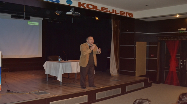 Prof. Dr. Oğuz Gündoğdu'dan Deprem Semineri