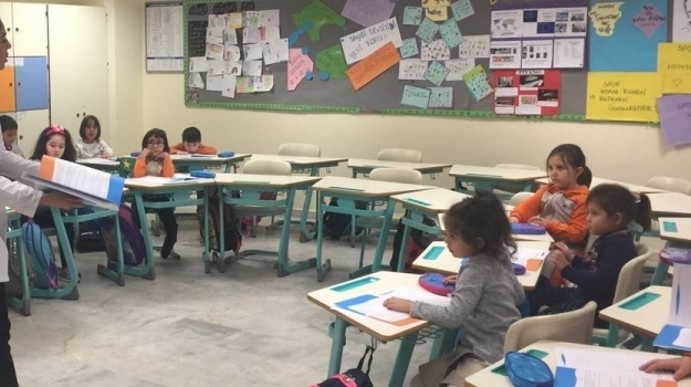 Sancaktepe  Okyanus Okul Öncesi Gökkuşağı Grubu Öğrencileri İlkokul Hazırlık Dersinde