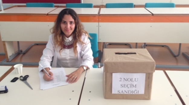 Bahçeşehir Okyanus Lise Kademesi Meclis Başkanını Seçti