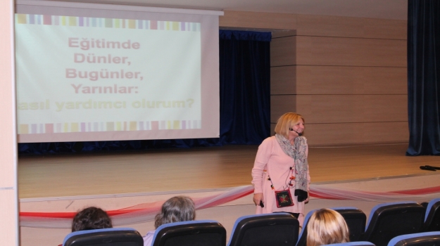 Ataşehir Okyanus Koleji 1. Sınıf Velileri 'Bilingual Semineri'nde