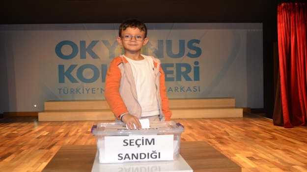 Fatih Okyanus Koleji İlkokul Öğrencileri Başkanını Seçti