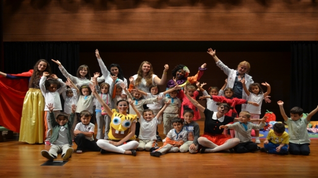 Halkalı Okyanus Okul Öncesi Öğrencileri Tiyatro Gösterisinde