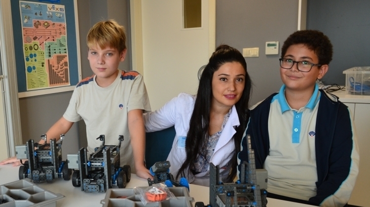 Mavişehir Okyanus Koleji Ortaokul Kademesi Robotik Kodlama Eğitiminde