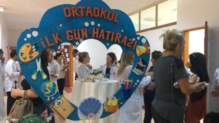 Bahçeşehir Okyanus Koleji Ortaokul Veli Tanışma Toplantısı