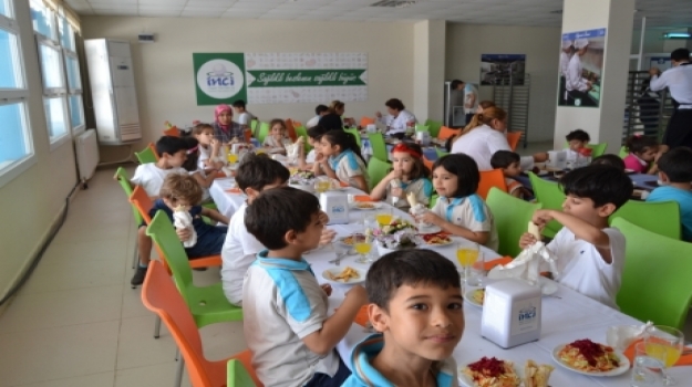 Adana Okyanus İlkokulu 18-22 Mayıs 2015 Haftası Örnek Sınıfını Seçti