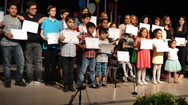 Adana Okyanus Koleji Tiyatro Kulübü Öğrencileri Yeteneklerini Sergilediler