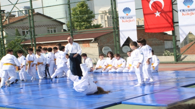 Ataşehir Okyanus'ta Spor Yetenek Kulübü Yıl Sonu Gösterisi