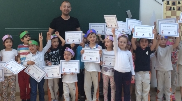 Bahçeşehir Okyanus Koleji Öğrencileri Satranç Turnuvası