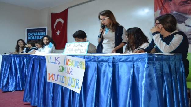 Adana Okyanus Koleji’nde Münazara Heyecanı Sürüyor