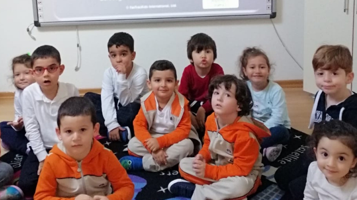 Ataşehir Okul Öncesi İnciler Grubu Fastrackids Dersinde