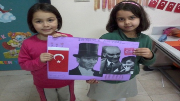 2. Sınıflar'ın Atatürk Posteri