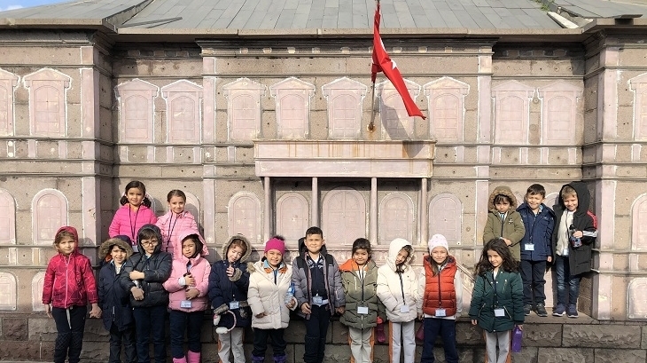 Bahçeşehir Okyanus Koleji İlkokul 1-A,1-B,1-C, ve 1-D Sınıfı Öğrencilerimiz “Avcılar Atatürk Evi” Gezisinde.