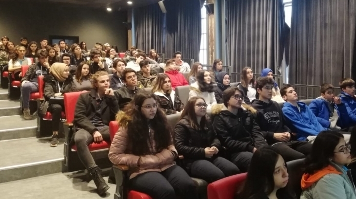 Bayrampaşa Okyanus Anadolu ve Fen Lisesi Öğrencileri Bilgi Üniversitesinde