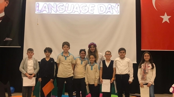 Bayrampaşa Okyanus Koleji Ortaokulu 5. Sınıf Öğrencileri ile Language Day (Dil Günü) Etkinliği