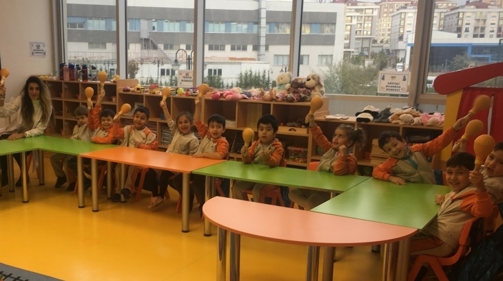 Beykent Okyanus Koleji Okul Öncesi Balıklar Sınıfı Türkçe Dil Etkinliği Dersinde
