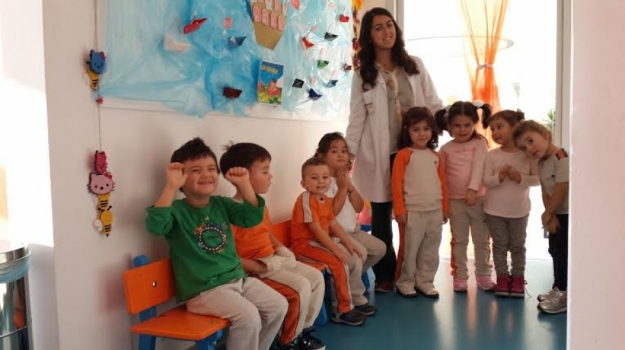 Beykent Okyanus Koleji Okul Öncesi Çiçekler Grubu Öğrencileri Sanat Etkinliğinde