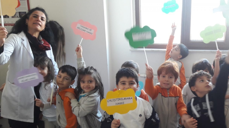 Beykent Okyanus Koleji Okul  Öncesi Öğrencileri 20 Kasım Dünya Çocuk Hakları Günü’ nü Kutladılar
