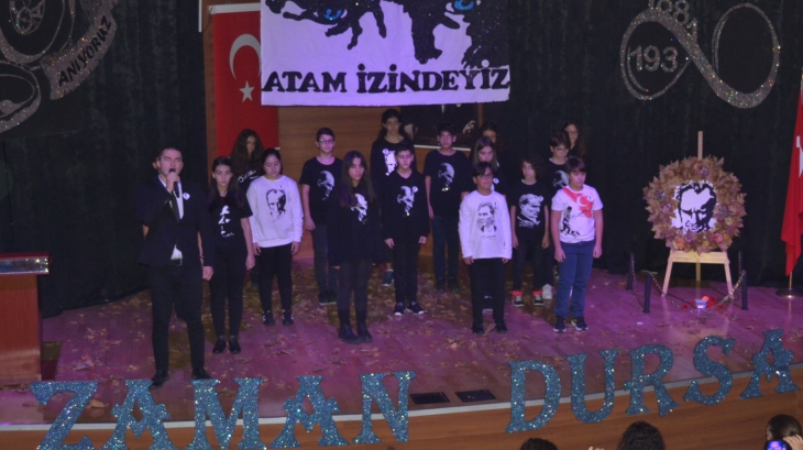 Beylikdüzü Okyanus Koleji Öğrencileri 10 Kasım Atatürk'ü Anma Töreninde