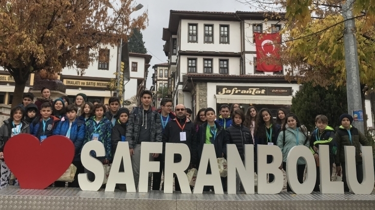 Çekmeköy Okyanus Koleji Ortaokulu öğrencileri Safranbolu ve çevresinde tarihi ve kültürel bir yolculuğa çıktılar…