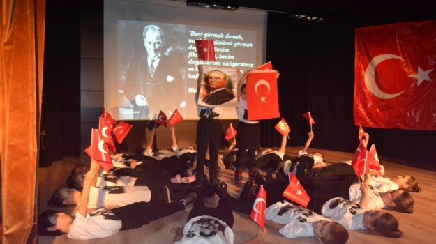 Güneşli Okyanus Koleji Atatürk’ü Saygı Ve Özlemle Andı