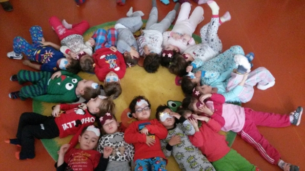 Güneşli Okyanus Okul Öncesi C Grubu Minikleri Pijama Partisinde