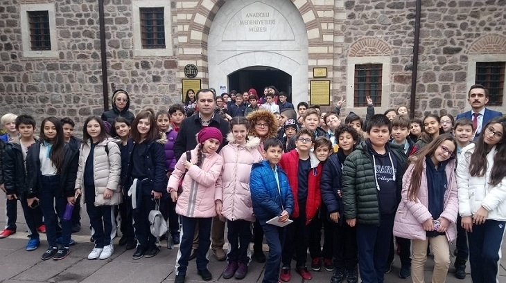 İncek Okyanus Ortaokulu Sosyal Bilgiler Zümresi 5. Sınıflarımızla Anadolu Medeniyetler Müzesindeydiler