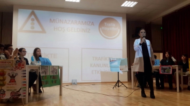 Mavişehir Okyanus'ta  Münazara Turnuvası Yarı Finalini 7-A Kazandı