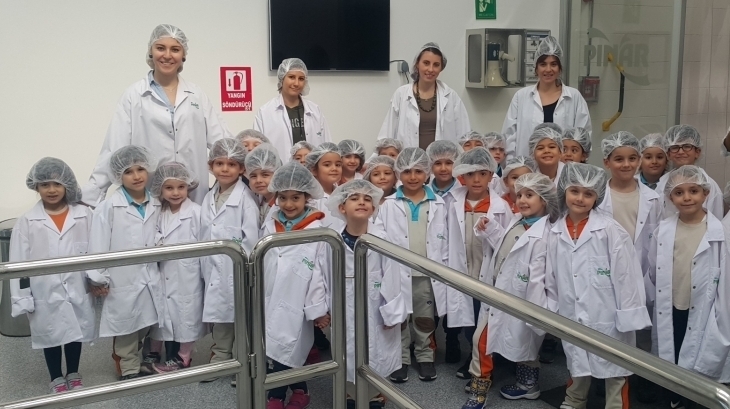 Mavişehir Okyanus Koleji Okul Öncesi Öğrencileri Süt Fabrikasını Gezdiler