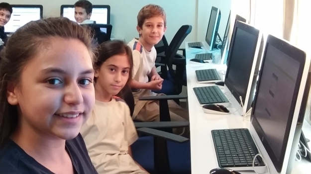 Mavişehir Okyanus Ortaokulu APPInventor (Android Programlama) İle Kendi Uygulamalarını Yapıyor