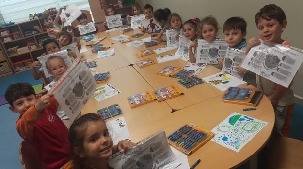 Mavişehir Yıldızlar Grubu Proje Dersinde Çocuk Haklarını Öğreniyor