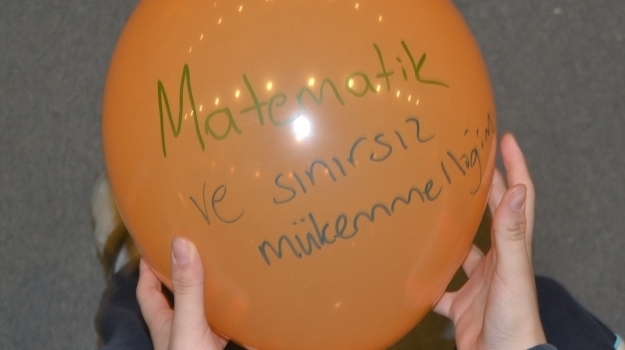 Ataşehir Okyanus Ortaokulda TEOG Sınavı Öncesi Stres Balonları Patlatıldı