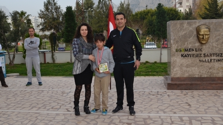 ''Uludağ Cup Antalya Tenis Turnuvası'' Sonuçları Açıklandı