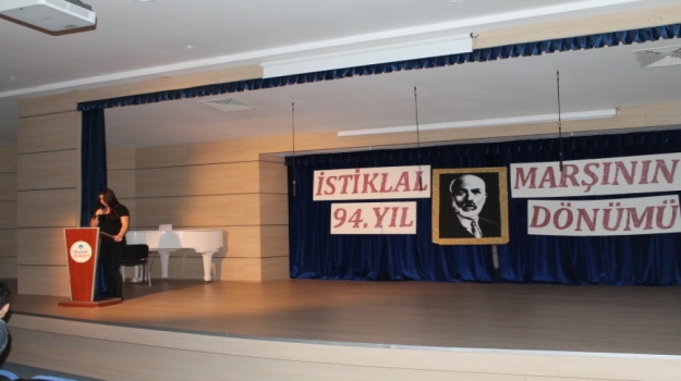 Ataşehir Okyanus İstiklal Marşı'nın Kabulünü Coşkuyla Kutladı